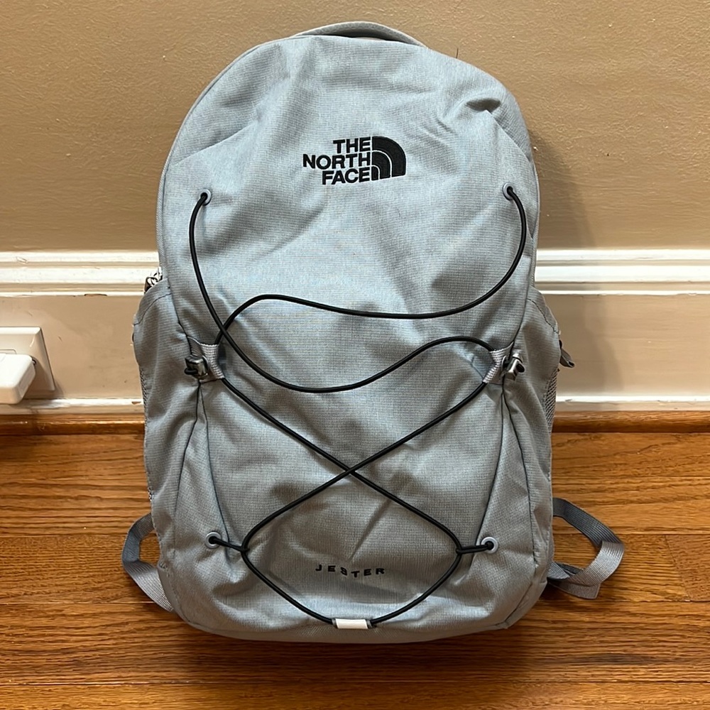 The North Face Jester Backpack - light grey - like new!